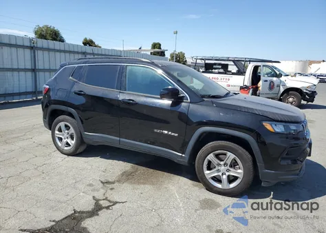 2023 Jeep Compass Latitude из США, поврежденный, VIN 3C4NJDBNXPT554470